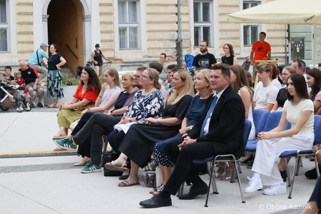 Podelitev županovih priznanj (1)